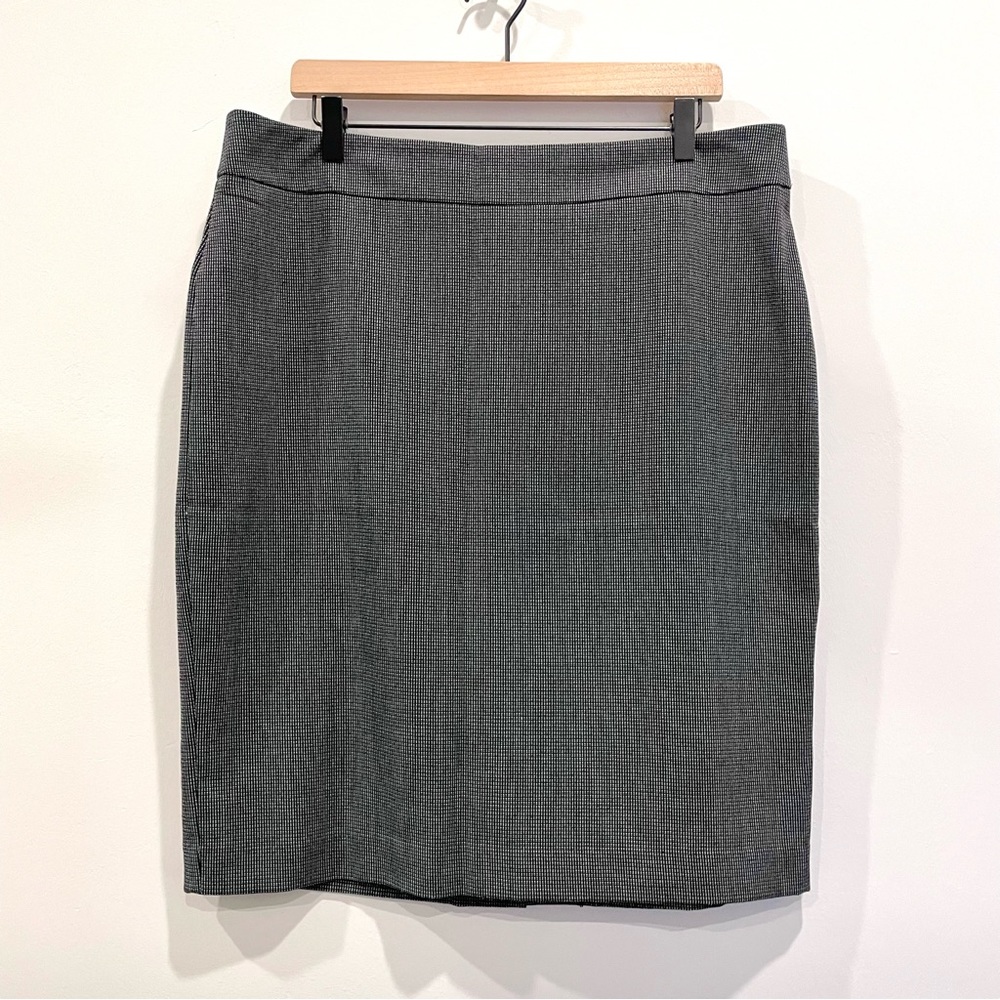 Ann Taylor Factory Tiny Geometric Pattern Suit Sk… - image 1